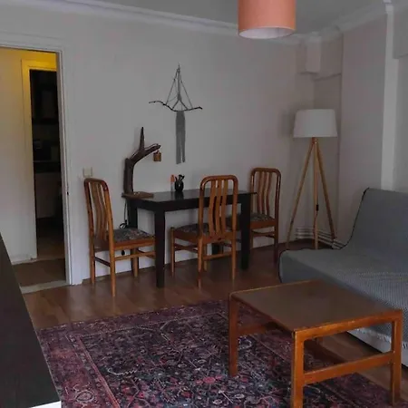 Apartment Merkezde Rahat Bir Yer *